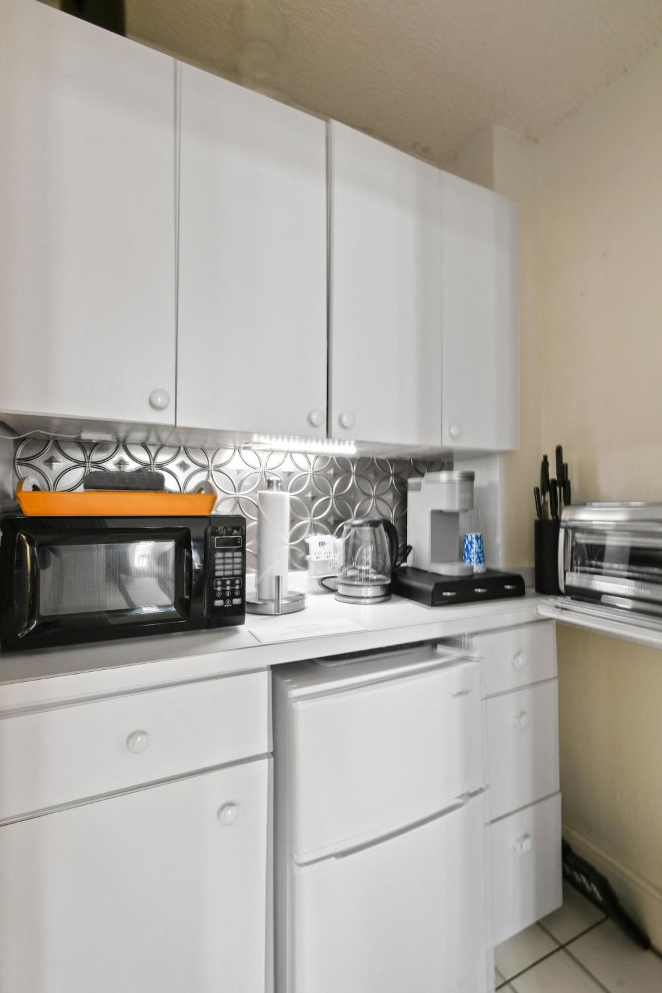 Orchid Suites - Historic Palm Beach Hotel Condominium Extérieur photo