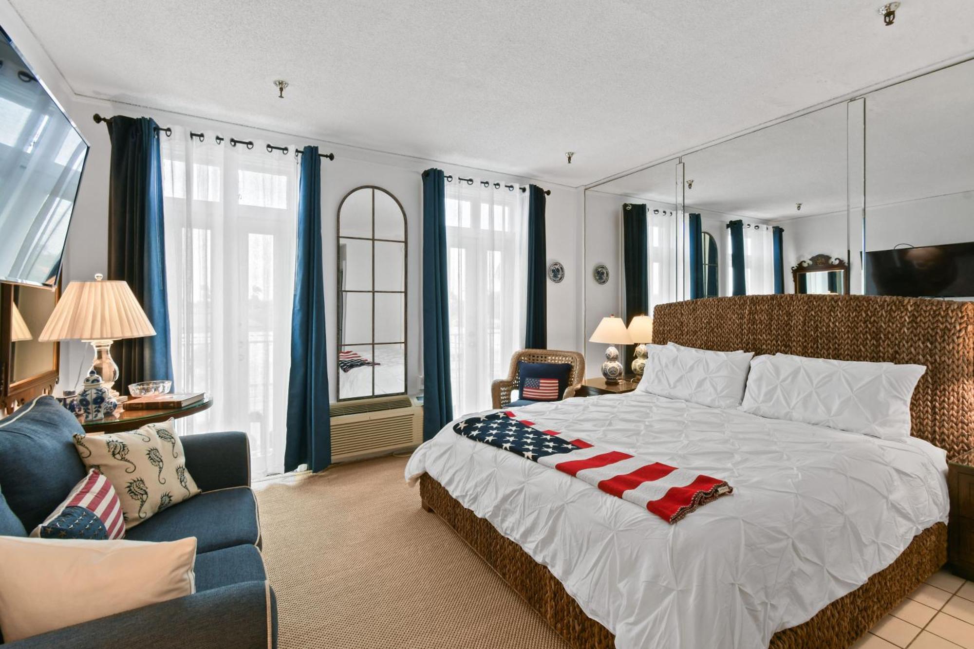 Orchid Suites - Historic Palm Beach Hotel Condominium Extérieur photo