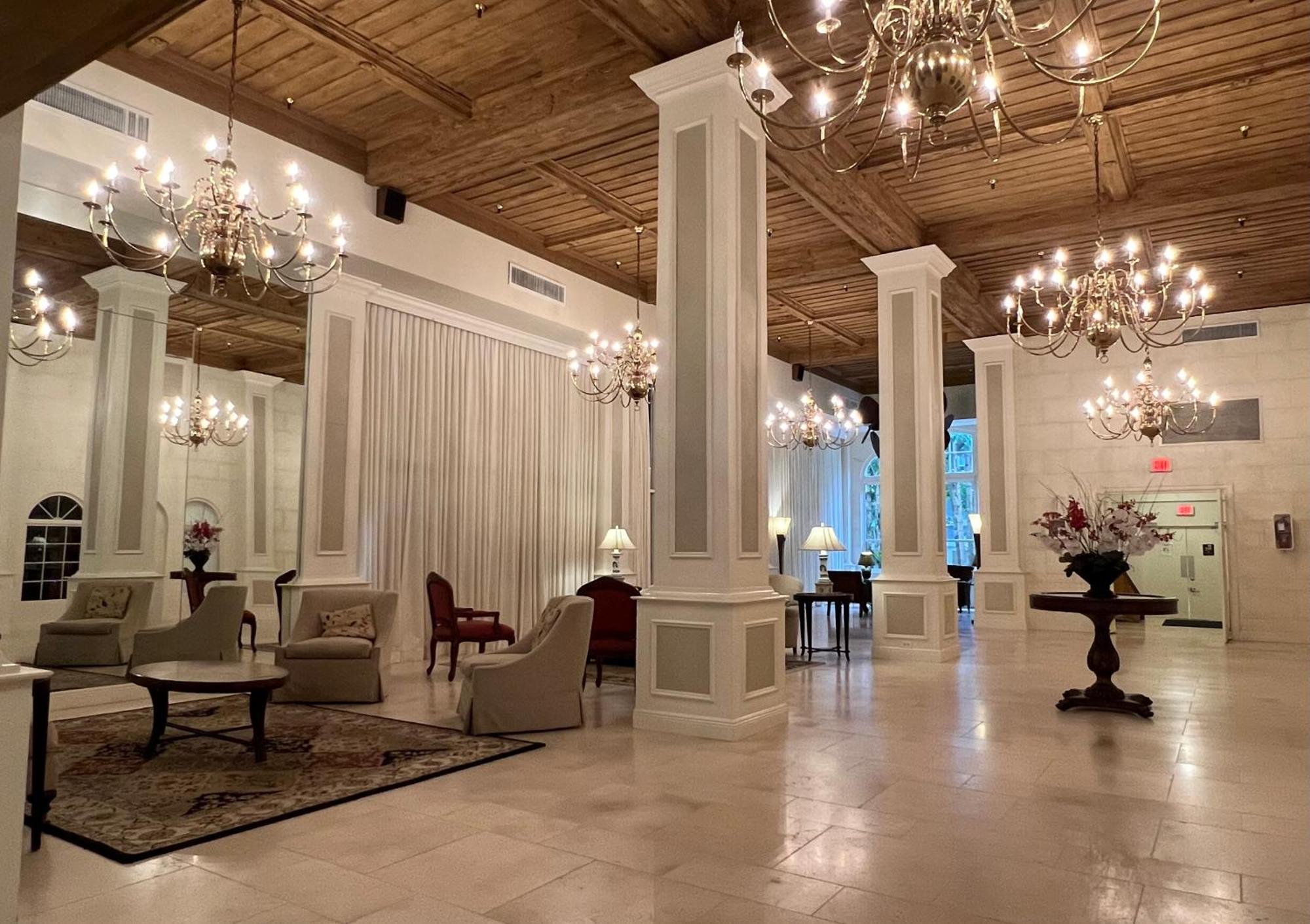 Orchid Suites - Historic Palm Beach Hotel Condominium Extérieur photo