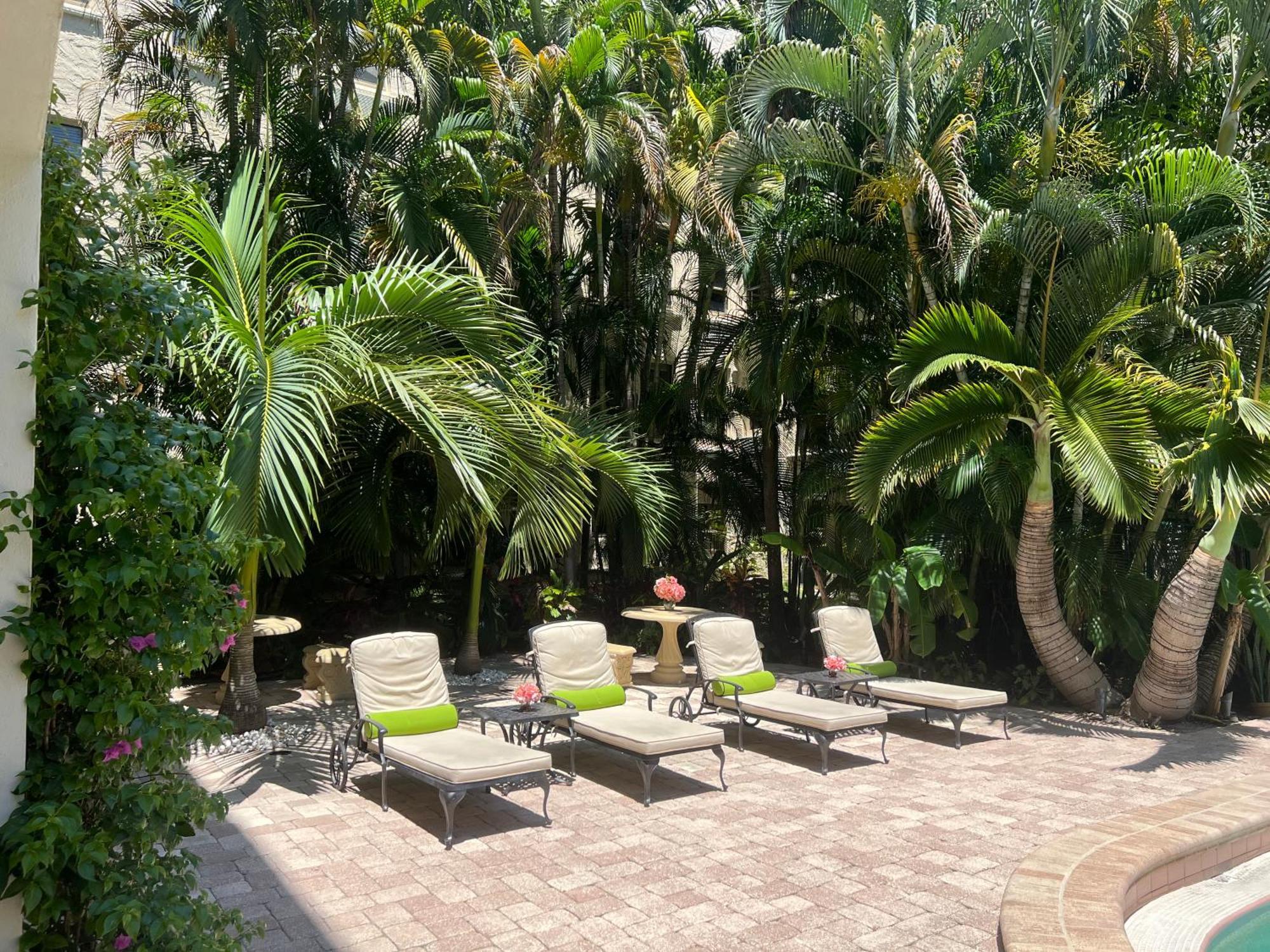 Orchid Suites - Historic Palm Beach Hotel Condominium Extérieur photo