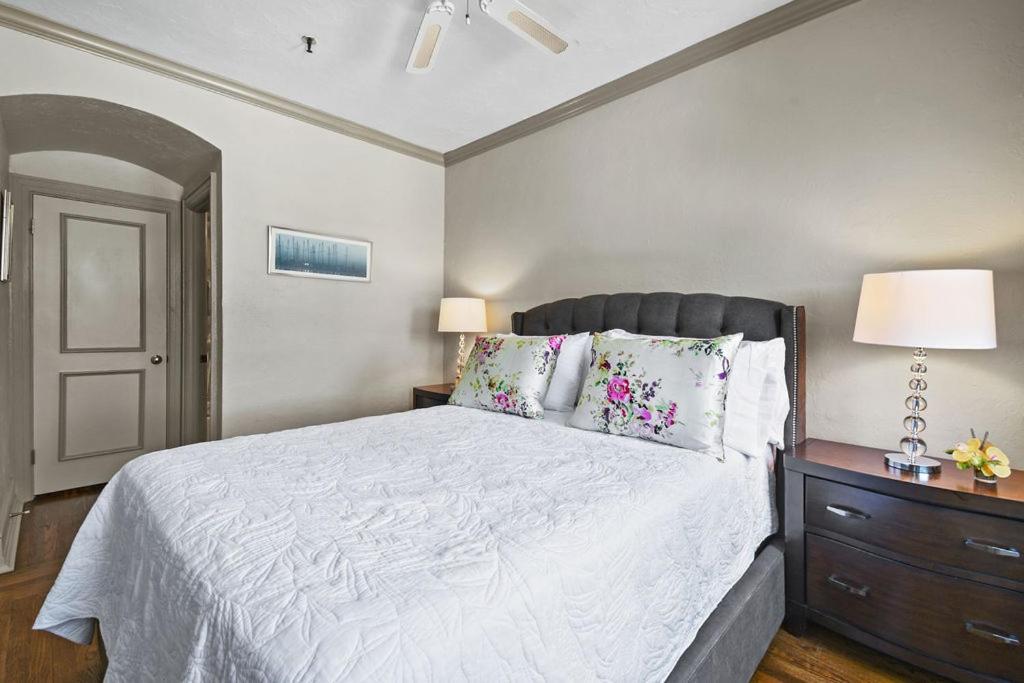 Orchid Suites - Historic Palm Beach Hotel Condominium Extérieur photo